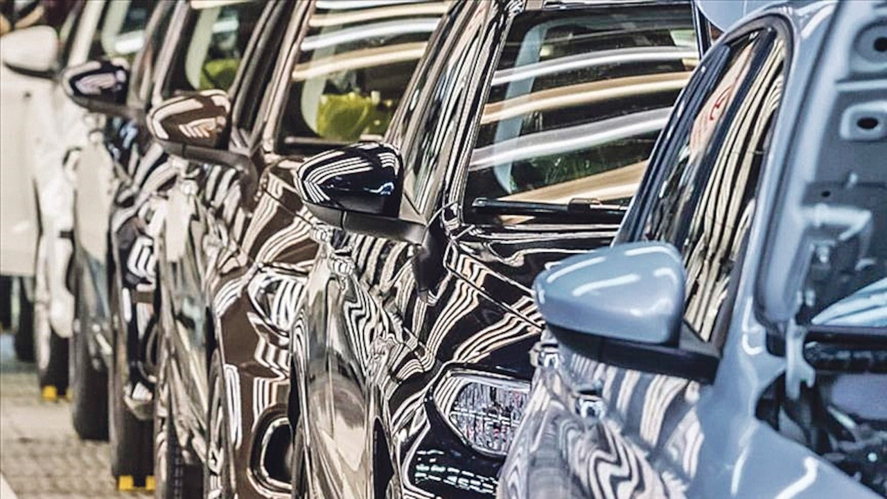 Türkiye otomotiv pazarı 1 milyon adet bandına oturdu