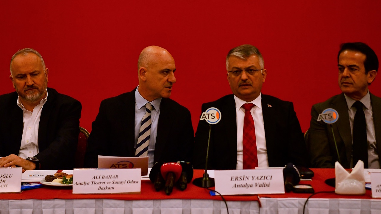 Antalya'ya yerleştirilen depremzede sayısı 72 bini geçti