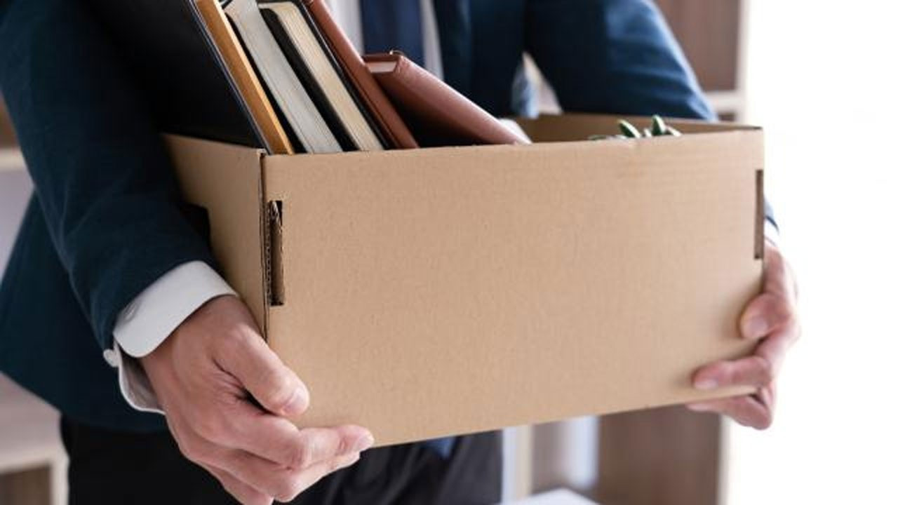 Küresel ekonomide yavaşlama işten çıkarma dalgasını büyüttü