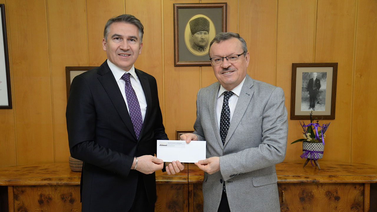 Üniversite-sanayi işbirliğine Ekonomi Gazetesi katkısı