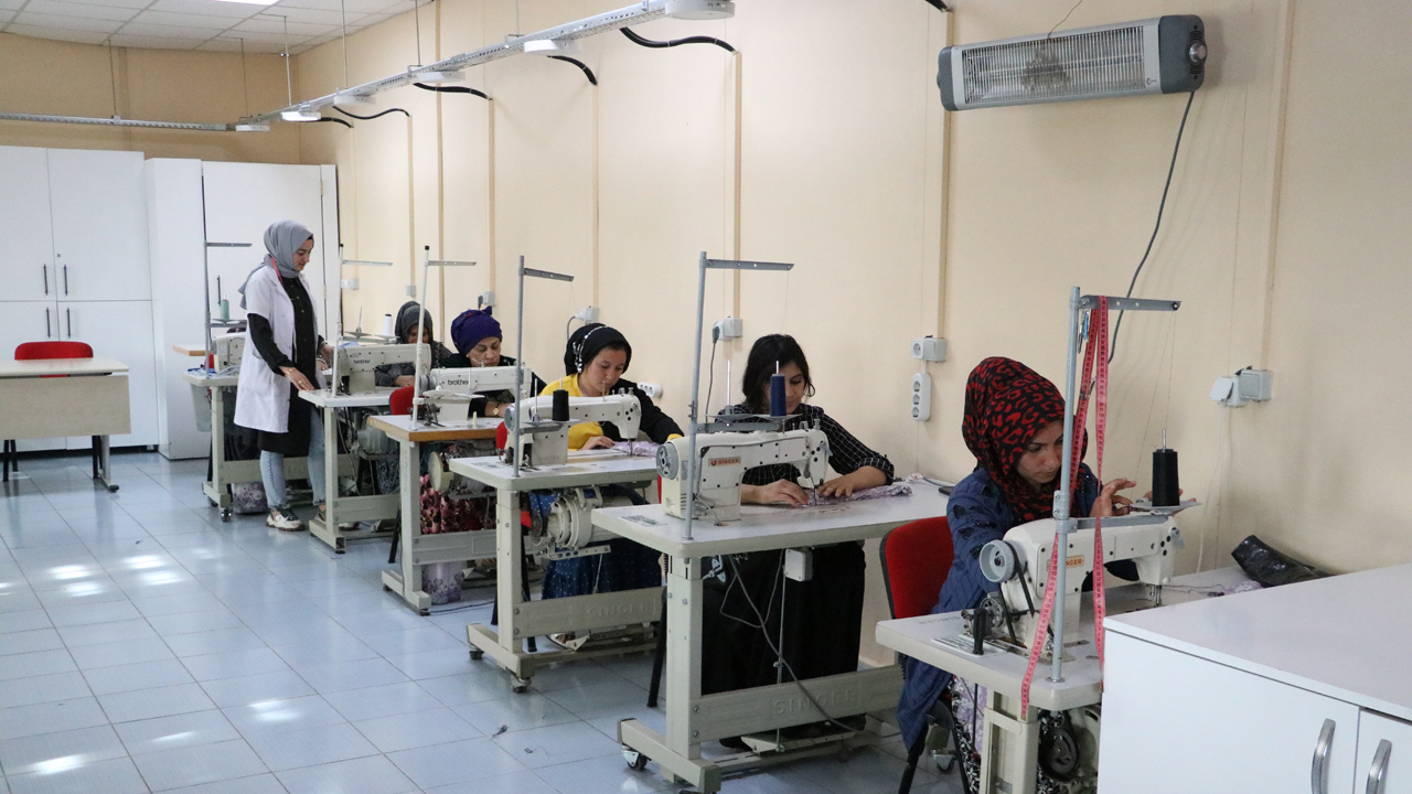 1 kişiyi istihdamın maliyeti 2.3 milyon lira