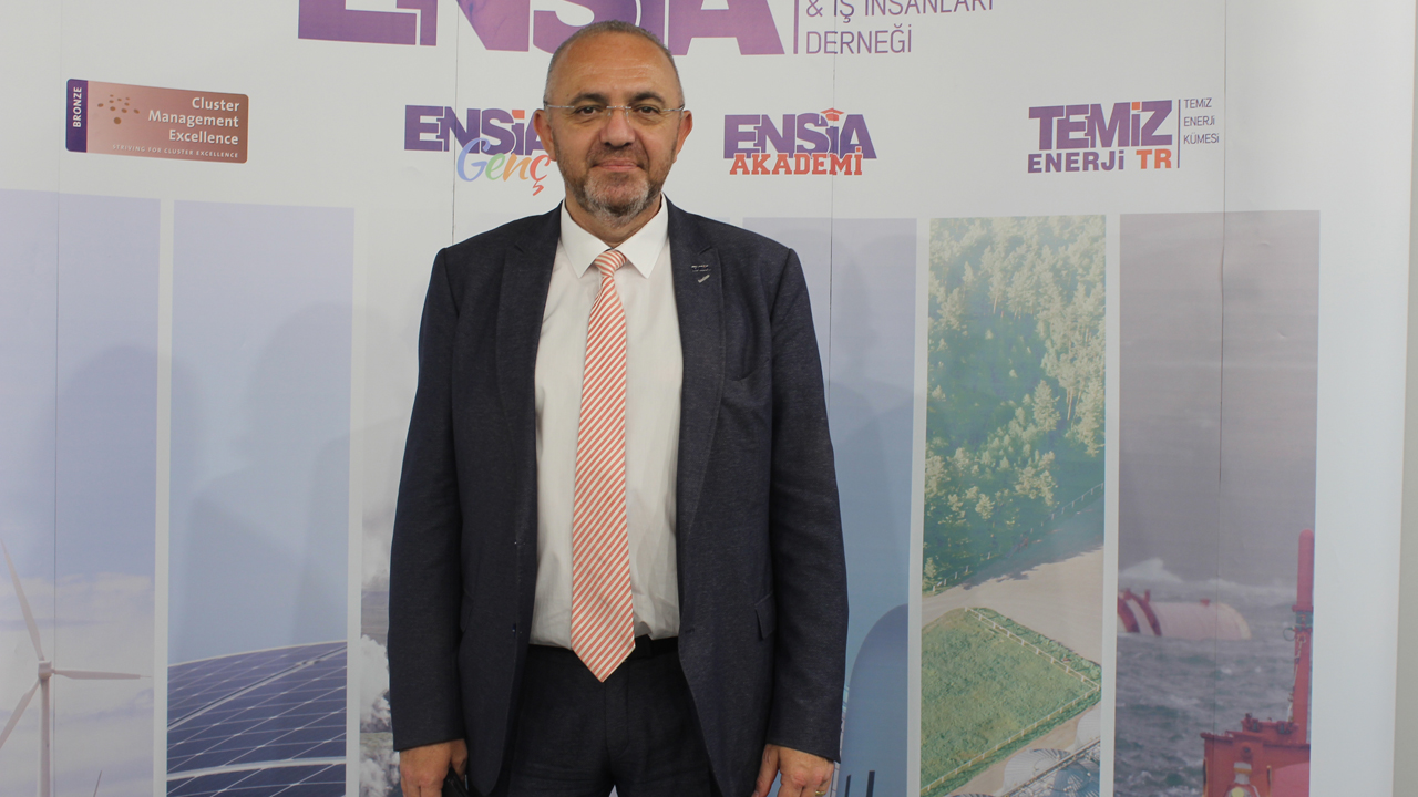 İzmir, rüzgardaki gücünü güneşte de yakalayacak