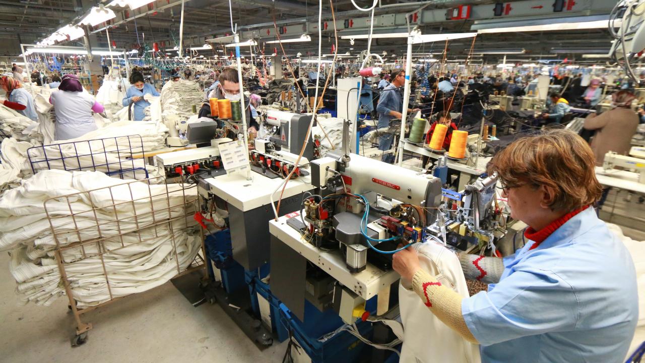 Tekstil makineleri ihracatı 1 milyar dolara koşuyor