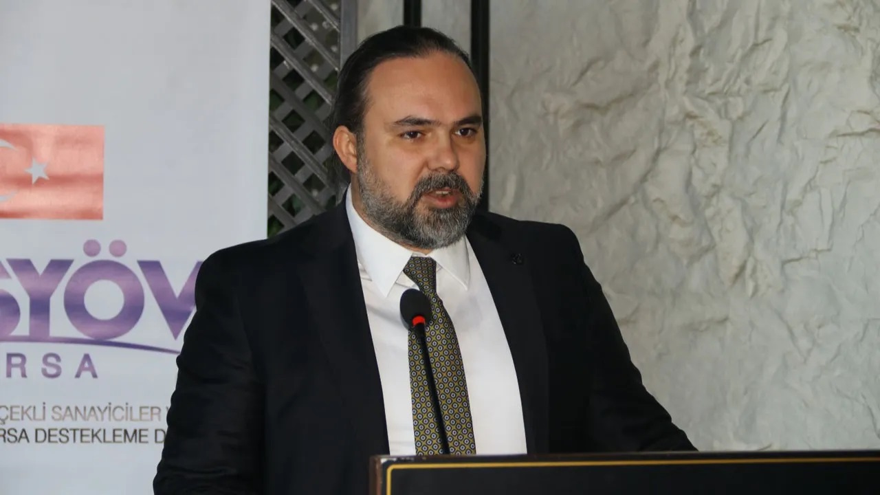 TOSYÖV Bursa'da Yavuz Kazangil yeniden seçildi