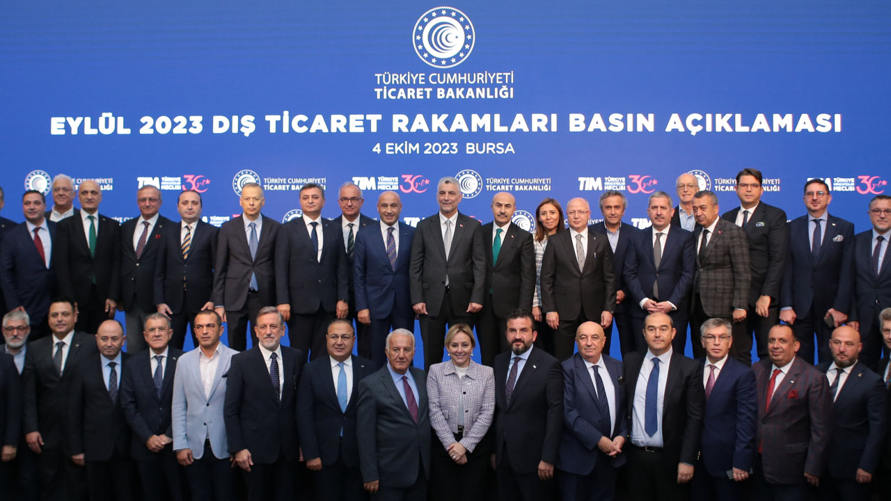 İhracat durağan, ithalat düşüşte