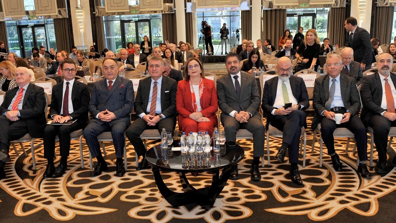 Yeşil ve dijital rekabeti öğrenmeliyiz