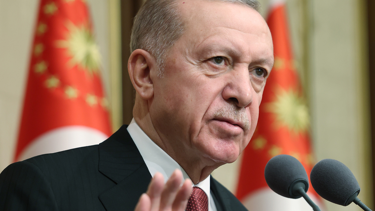 "TCMB rezervlerimizi finansal güvenliğimiz için artıracağız"