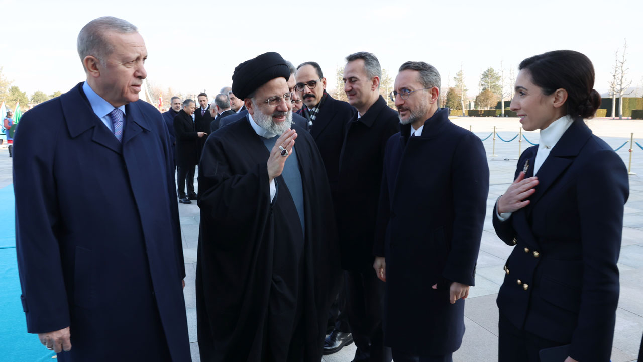 Erdoğan’dan Gaye Erkan’a örtülü destek