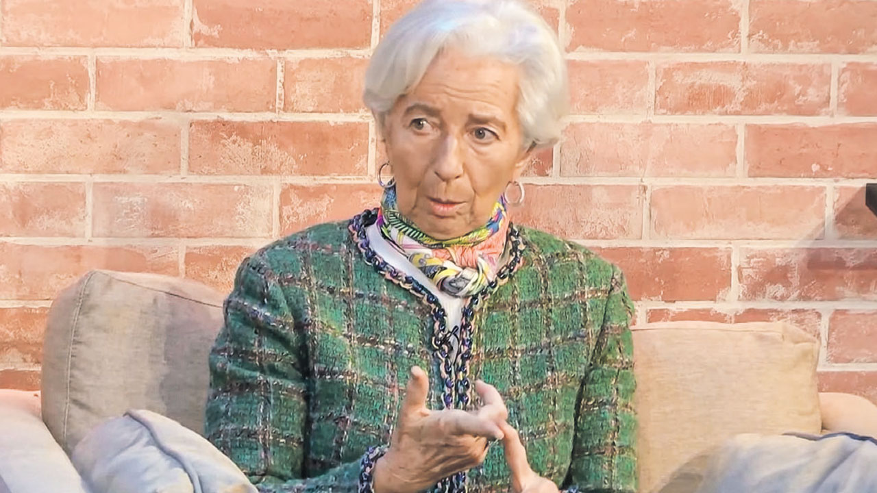 Lagarde'dan yaz sinyali