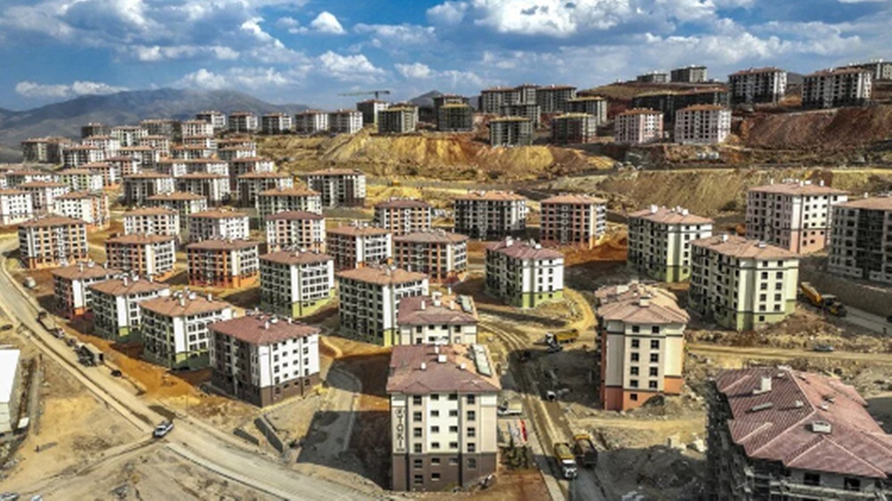 Malatya kent merkezinde 32 bin konut ve iş yeri yapılacak