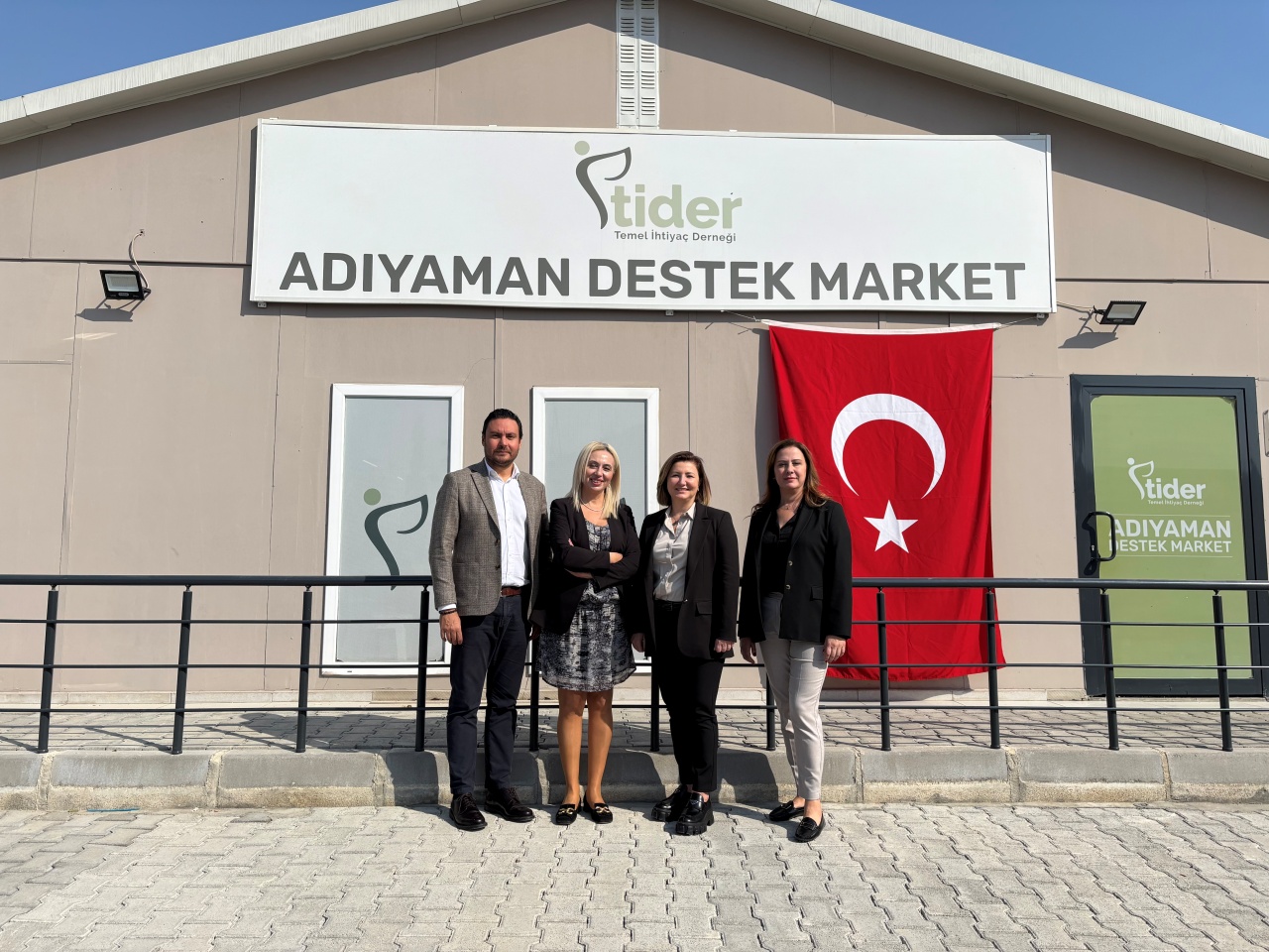 Adıyaman Destek Market, 1.500 aileye yardım ulaştırdı