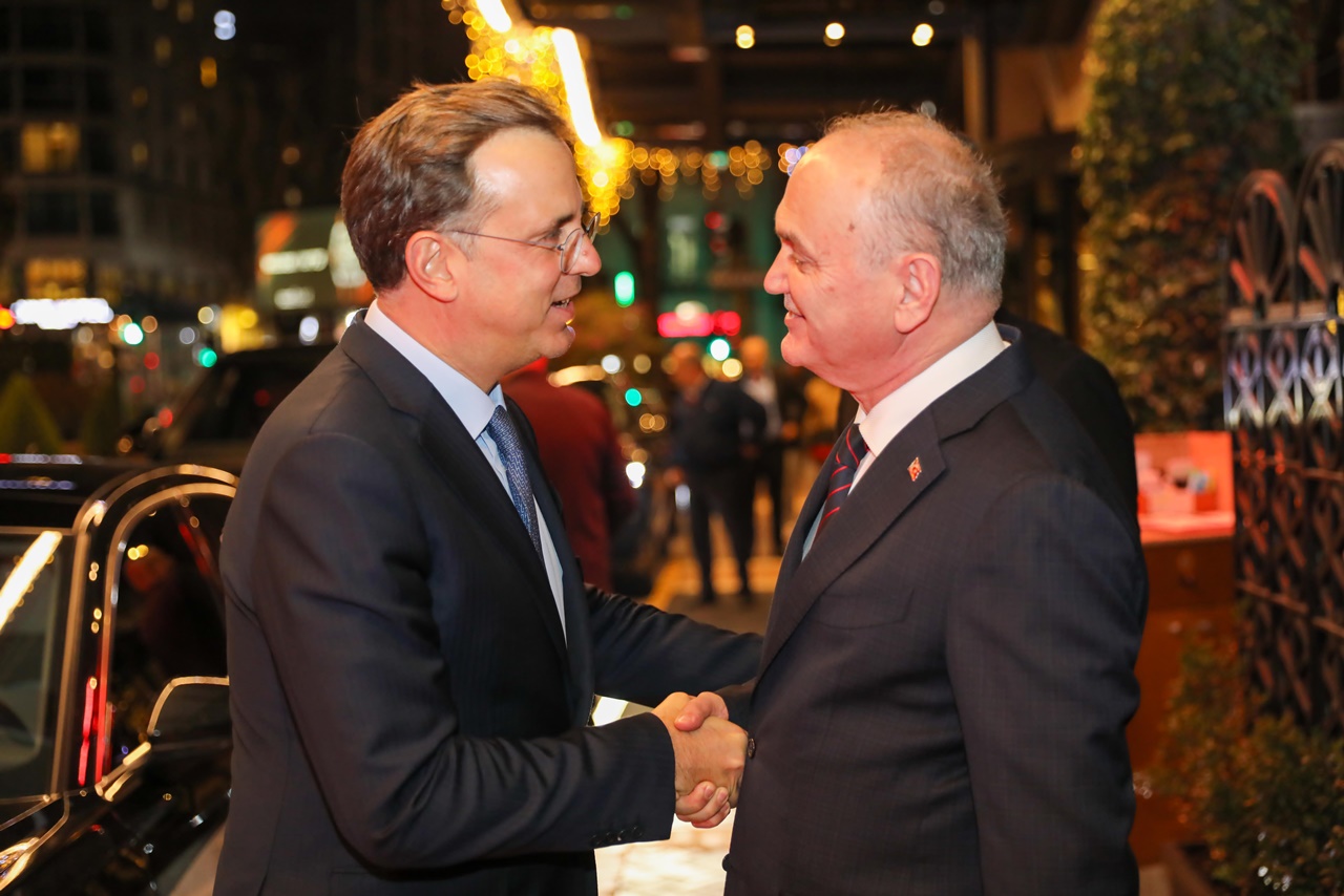 Özyeğin: Ekonomik program için altı ay daha sabır gerekiyor