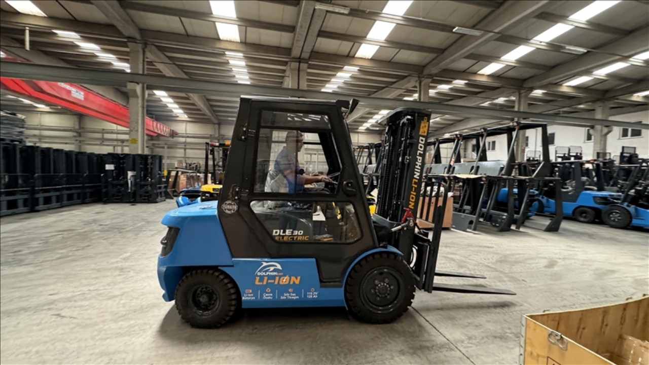 Forklift ve yük arabalarının ithalatına gözetim kararı