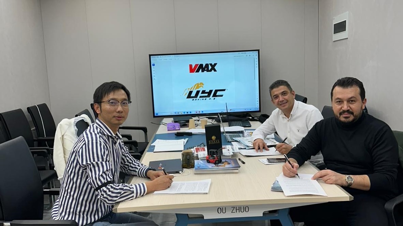 UYC Makine’den Çinli VMAX ile 300 adetlik forklit üretim anlaşması
