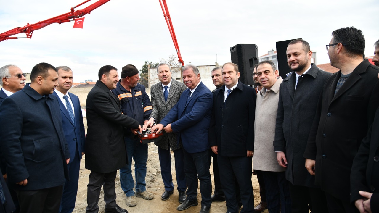 Isparta'da antrepo ve tır parkının temeli atıldı