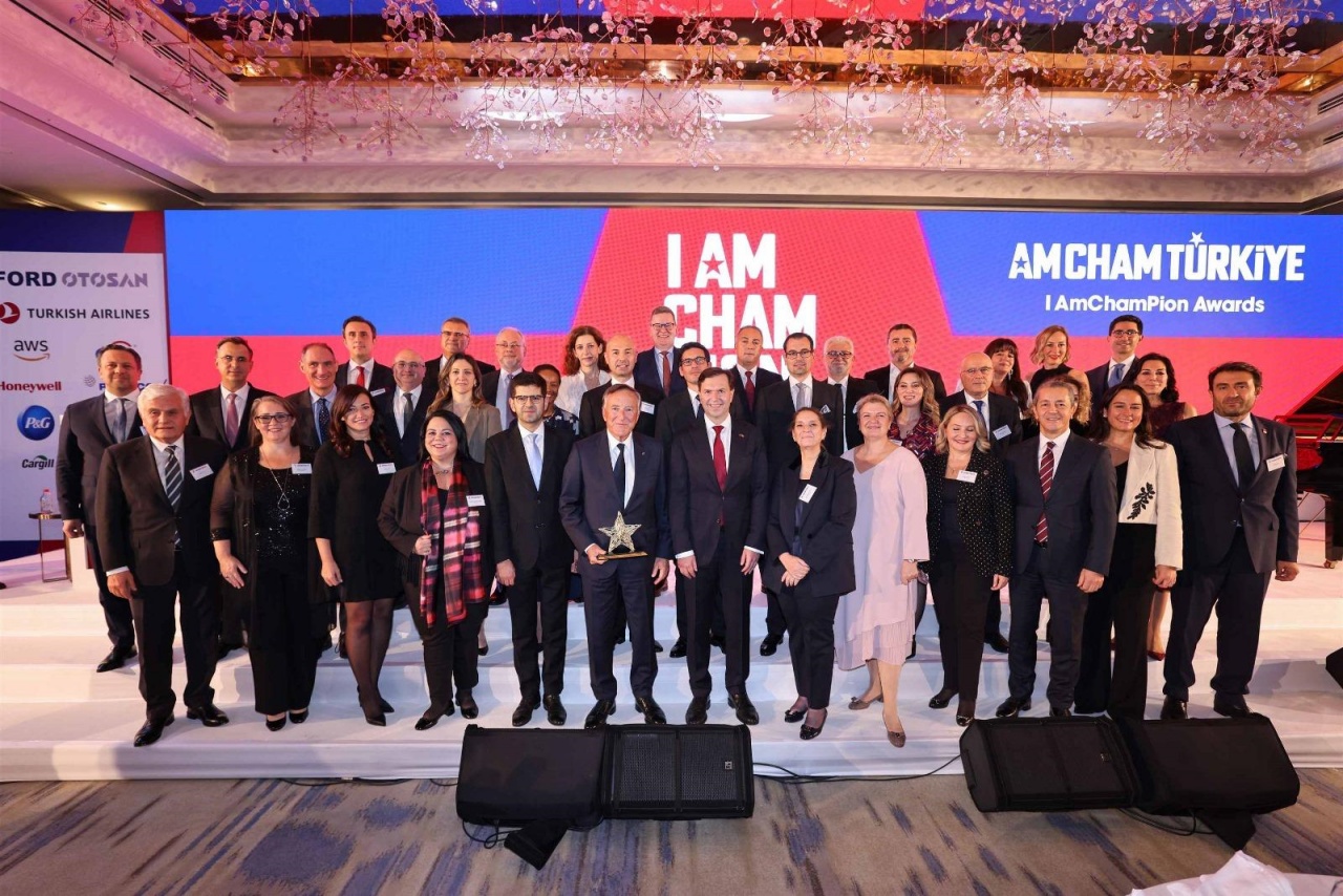 AmCham Onur Ödülü Bülent Eczacıbaşı’nın, Global Türk Ödülü Mehmet Toner’in oldu
