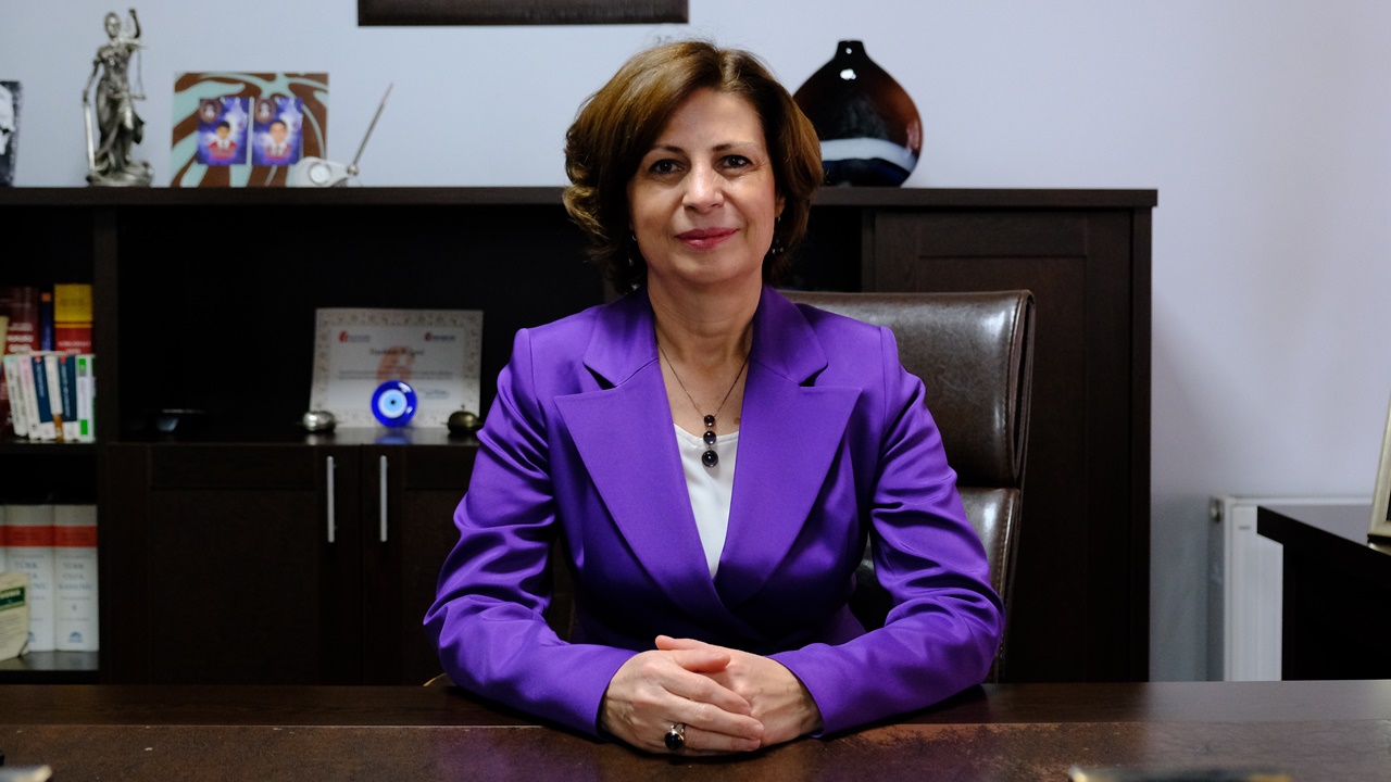 "Kentsel dönüşümde Türkiye'ye örnek olacağız"