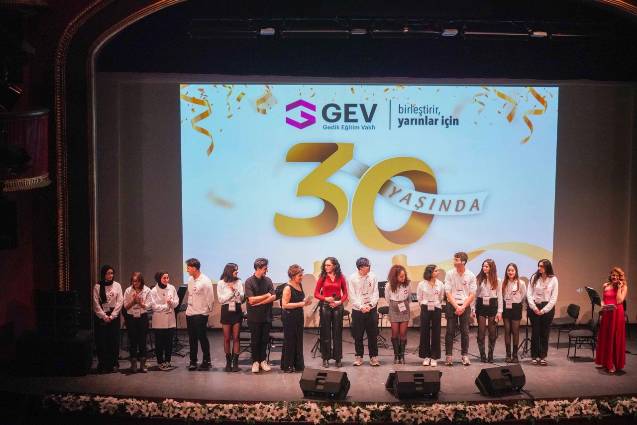 Gedik Eğitim Vakfı 30. yılını sanat dünyasının ünlü isimleriyle kutladı