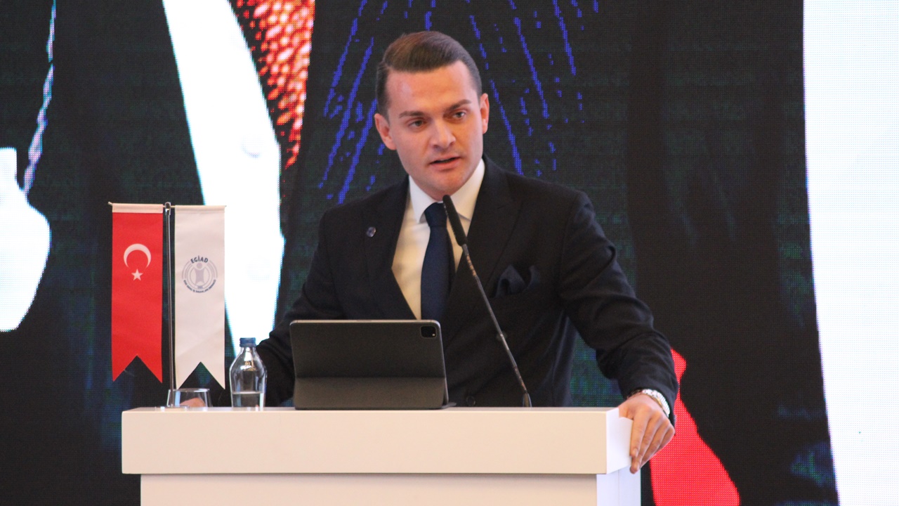 EGİAD’ın yeni Başkanı Kaan Özhelvacı oldu