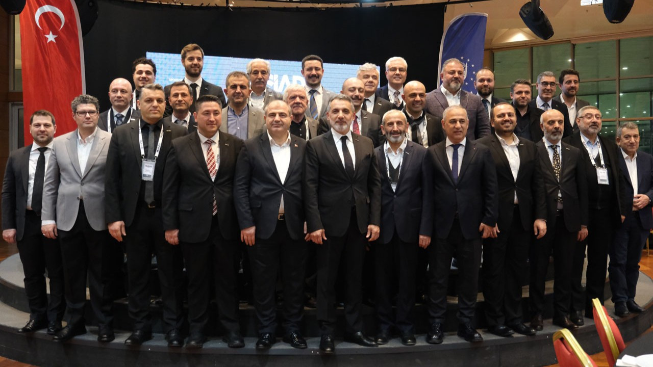 MÜSİAD Bursa'da Şenocak yeniden başkan