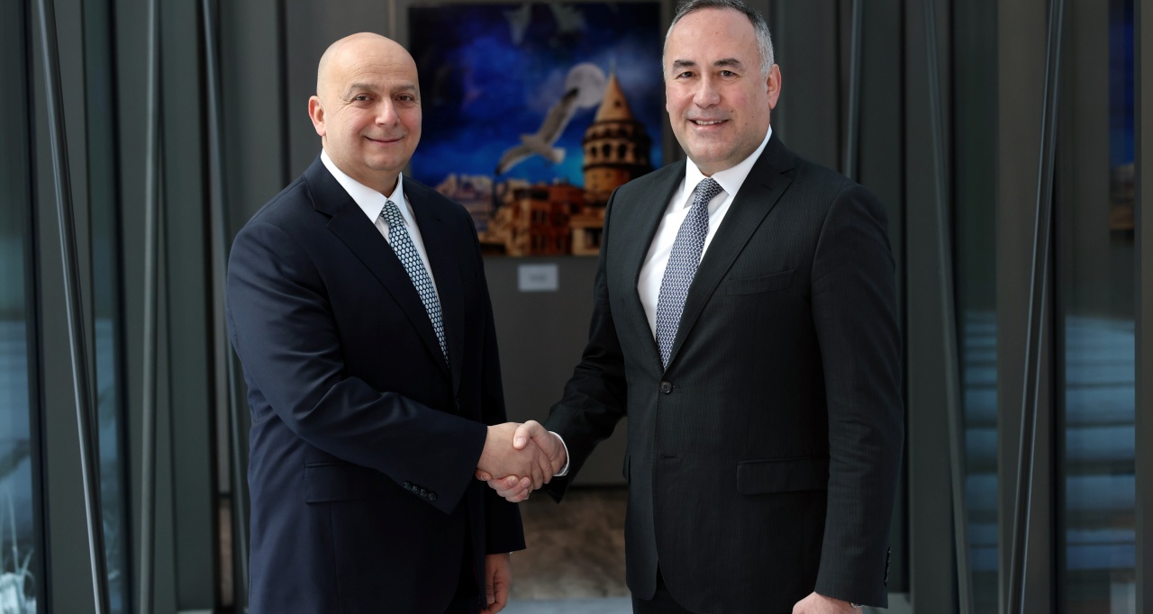 TAV Havalimanları ve Arçelik'ten Türkiye’nin en büyük güneş enerjili aktif otopark projesi
