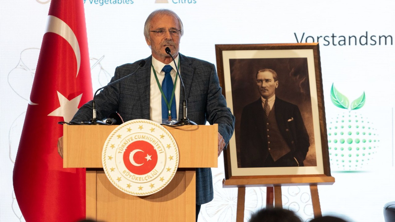 Yaş meyve sebze ihracatçıları Alman marketçilerle buluştu