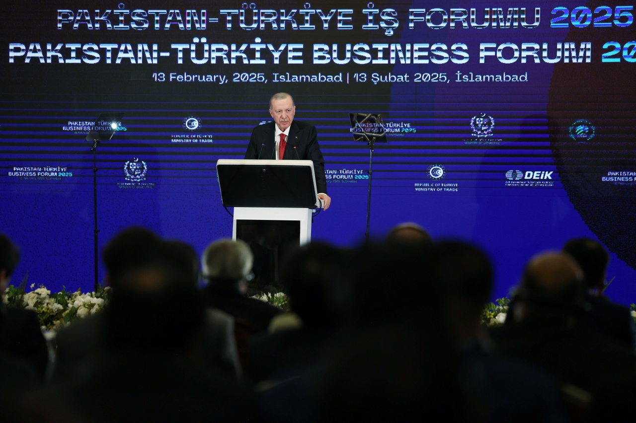 Erdoğan: 5 milyar dolarlık ticaret hacmi hedefimizin oldukça gerisindeyiz