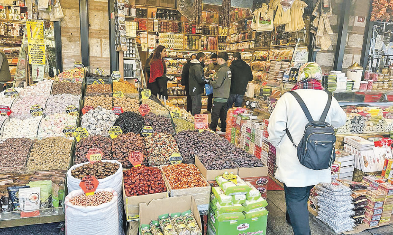 Temel gıdada fiyatları dondurma geleneği bu yıl da devam ediyor