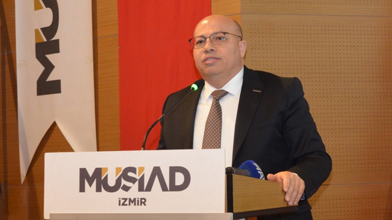Gökhan Temur, MÜSİAD İzmir Şubesi Başkalığı’na yeniden seçildi