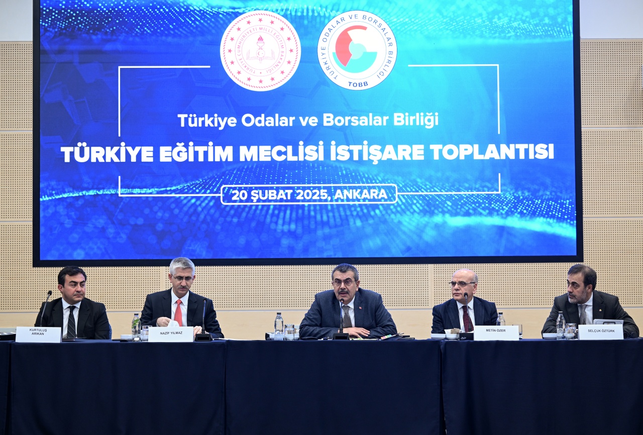 Bakan Tekin'den müfredat açıklaması