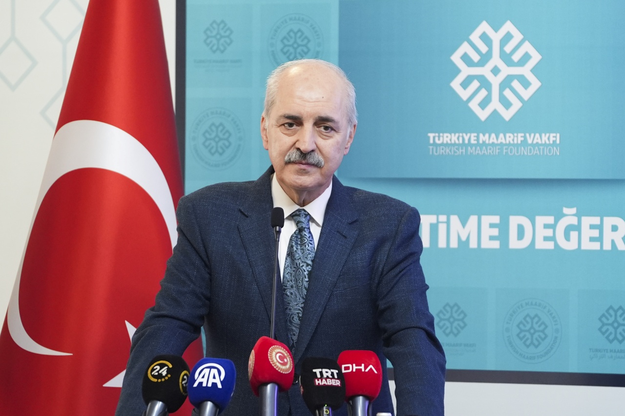 Kurtulmuş: Kültürümüzün dünyaya öğretileceği bir zamandayız