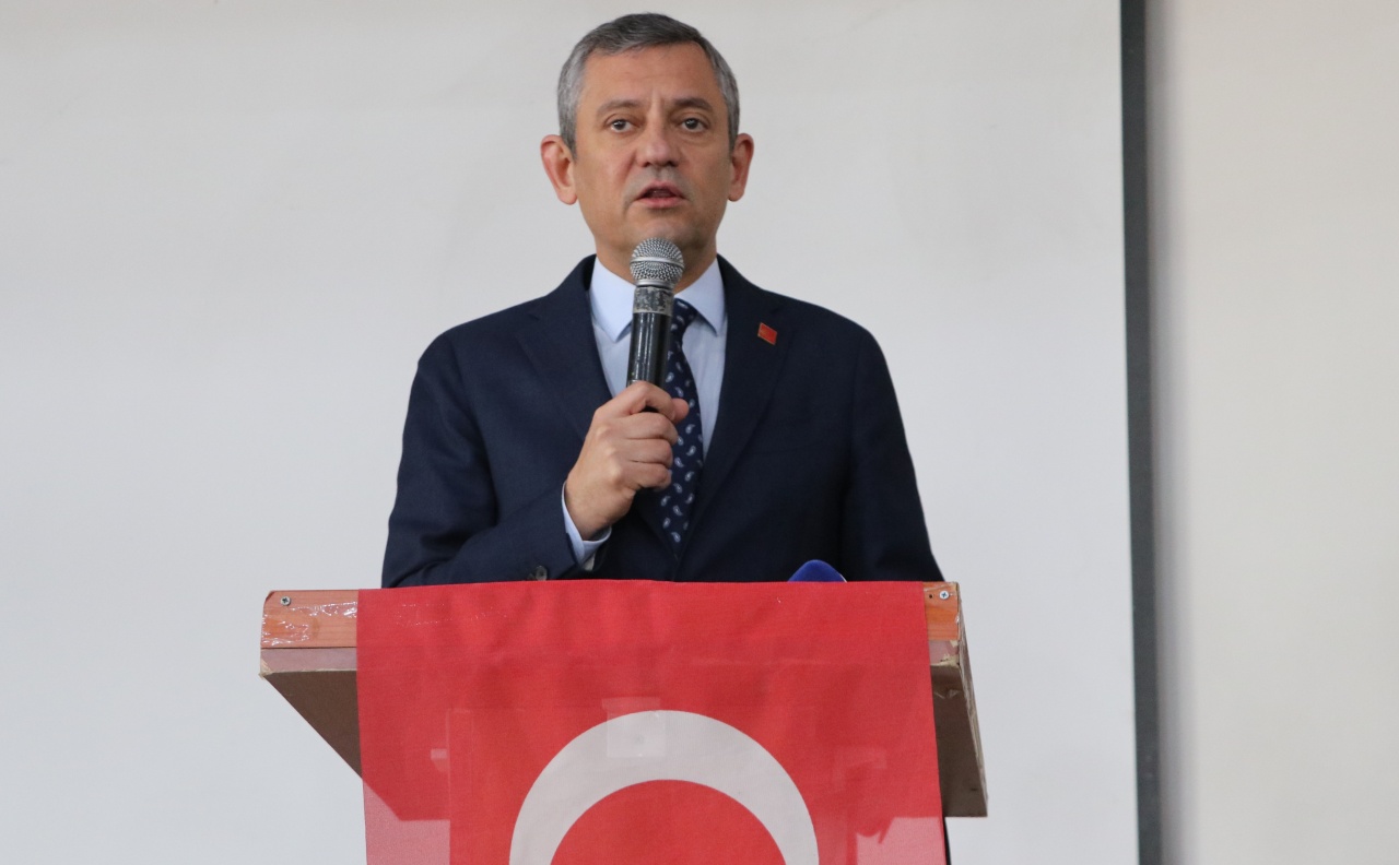 Özgür Özel: Depremzedelere verilen sözlerin yüzde 3'ü tutuldu