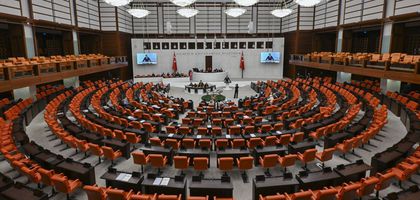 Şehit aileleri ve gazi haklarıyla ilgili düzenlemeleri de içeren teklif kabul edildi