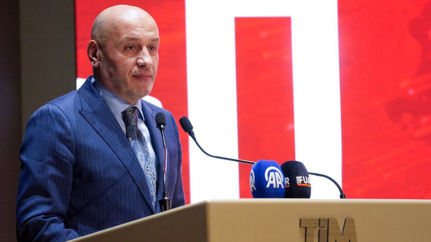 'Yüzde 50 faiz ile ekonominin dönmeyeceğini hepimiz biliyoruz'