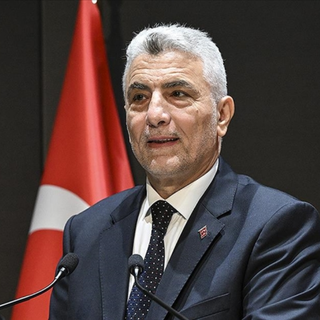 Bakan Bolat: Yatırımlar büyümeyi desteklemeyi 4 çeyrektir kesintisiz sürdürüyor