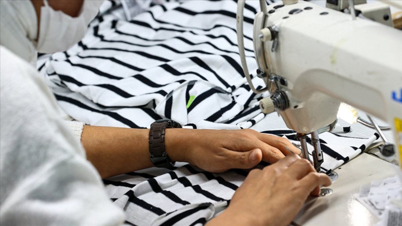İSO 500'de tekstil ve hazır giyim eriyor