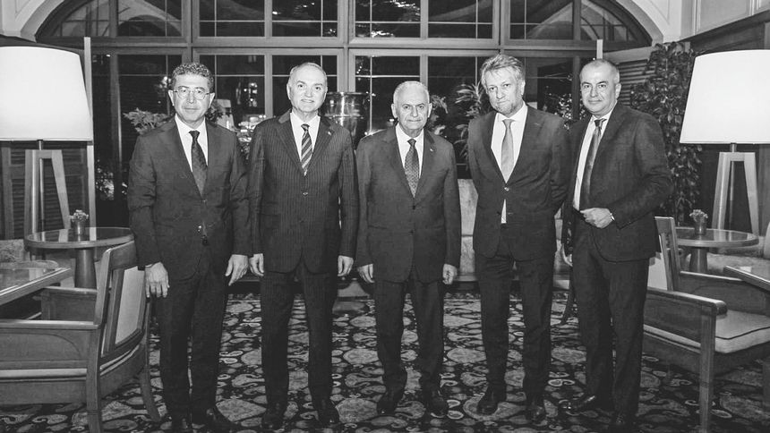 Binali Yıldırım: Cumhurbaşkanımız en az bir dönem daha devam etmeli