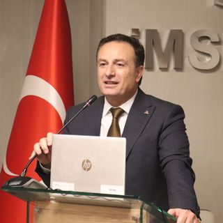 “Kentsel dönüşümün kilidi arsa politikası”
