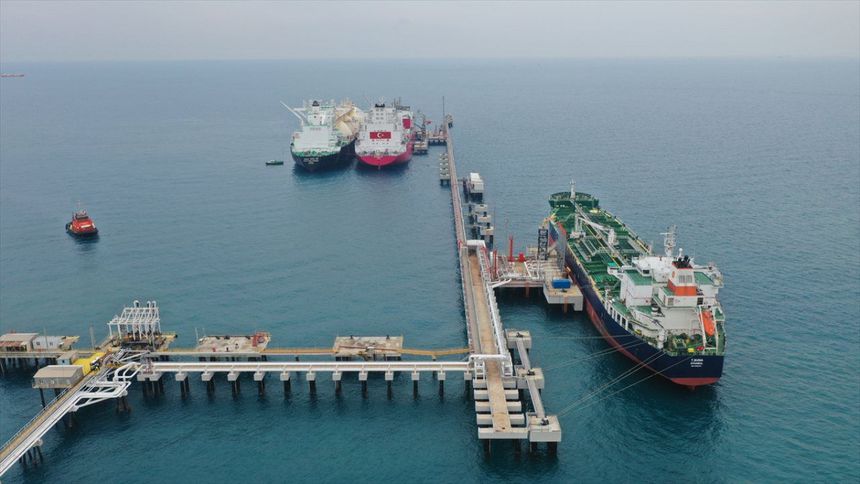 Bakan Bayraktar: Dörtyol FSRU'nun kapasitesi 2 katına çıkarılacak