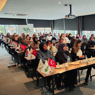 'Kadın girişimcilere üretim, eğitim ve ekipman desteği sağlamaya devam ediyoruz'