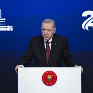 Erdoğan: Faize dayalı ekonomik nizamın değişmesi için mücadeleden geri durmayacağız