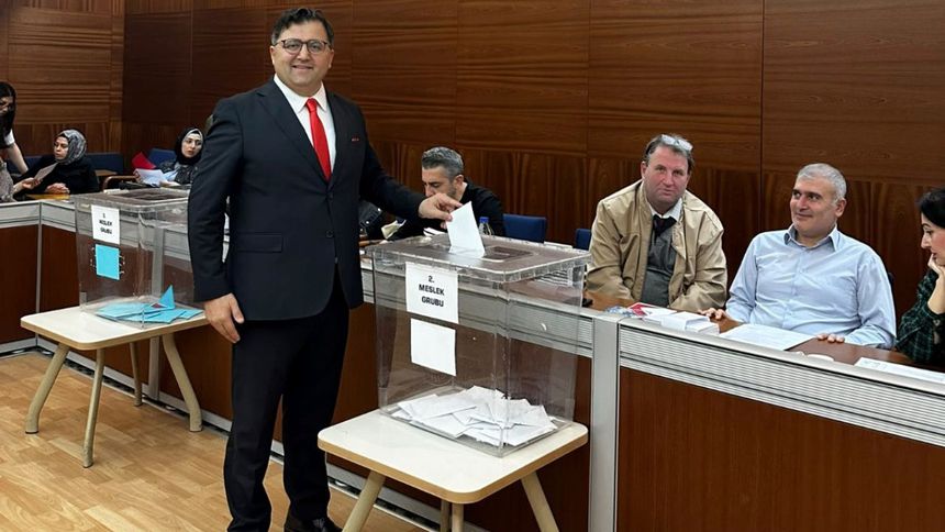 Eskişehir Ticaret Borsası'nda Ahmet Oğuz komite seçimlerinden galip çıktı