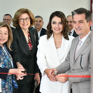 Yaşar Eğitim ve Kültür Vakfı’ndan eğitime kütüphane desteği