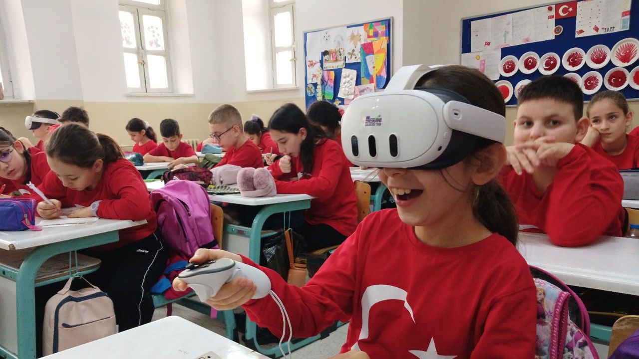 Uludağ Enerji, “Enerjini Geleceğe Taşı” projesiyle 70 bin öğrenciye ulaştı