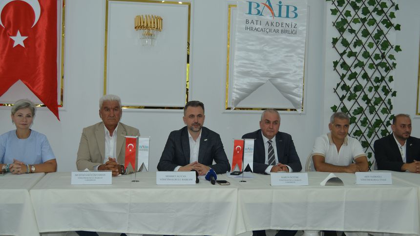 İhracatçı rekor kırıyor ama memnun değil