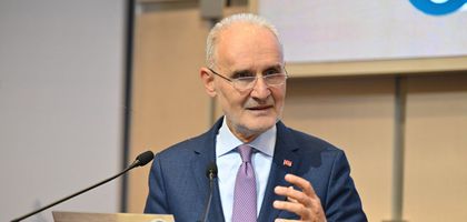 Avdagiç: Gümrüksüz online alışveriş sınırı sıfıra indirilmeli