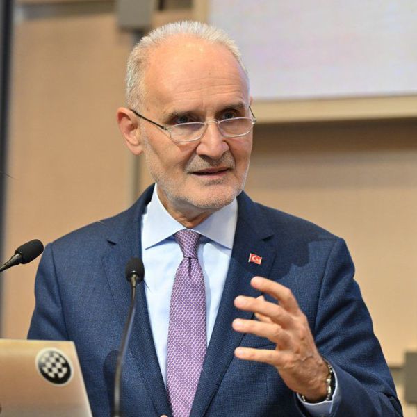 'Sanayi ekosistemini yeniden tasarlamalıyız'