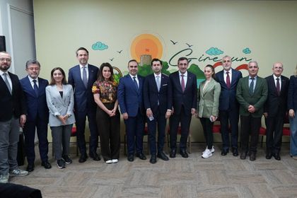 Cevdet Yılmaz: İç pazarımız güçlü Trump kaynaklı belirsizliğin etkileri sınırlı olacak