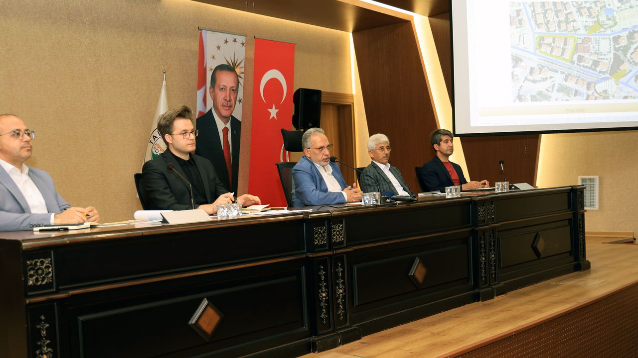 Talas Belediyesi kentsel dönüşüm için vatandaşlarla bir araya geldi