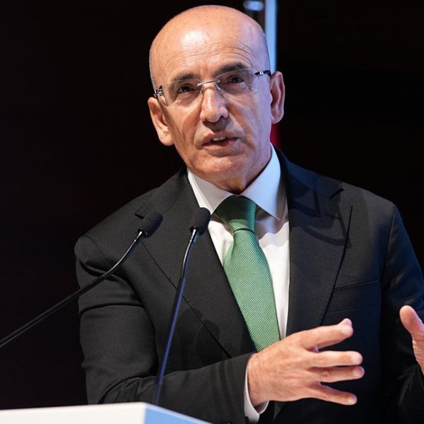 'Dezenflasyon süreci birkaç ay gecikmeyle tekrar yoluna girecek'